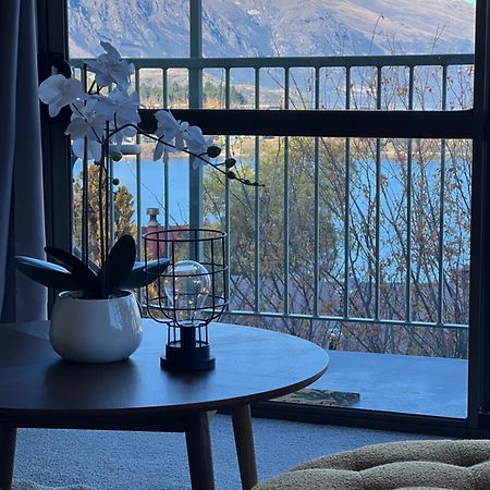 Lakeview Home Retreat At Queenstown Hill Екстериор снимка